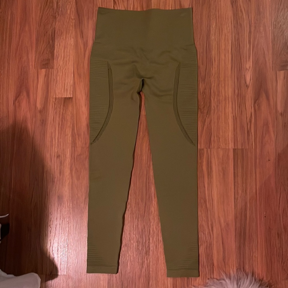 High waisted workout leggings